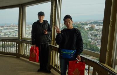 横浜マリンタワーにて